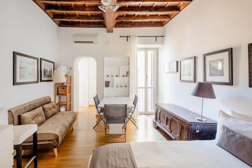 Domus Paolina Apartment